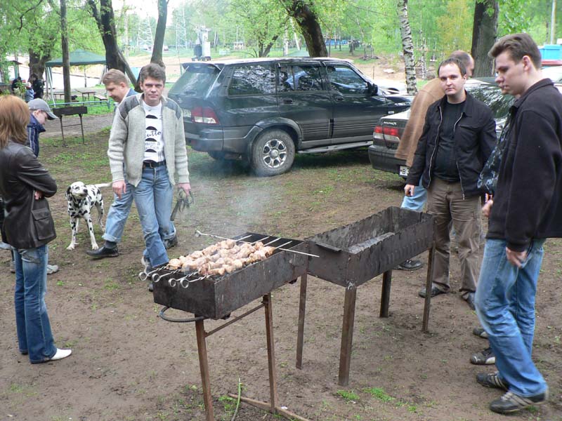 одного мангала было мало