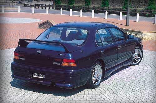 hiromotor_kyoko-img500x330-1150943532link_pa32_back_s[1].jpg