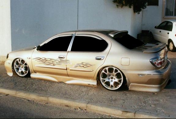 Maxima A33.jpg