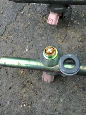 Фото0140.jpg (29.26 КБ) 8014 просмотров Колечко под топливной рамкой