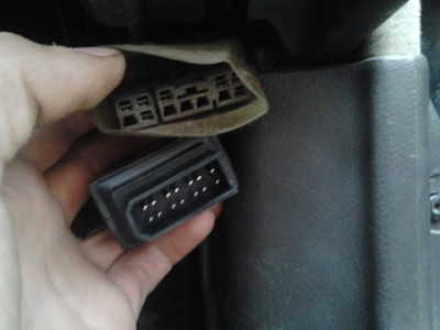 nissan CONSULT Diagnostic Interface Tool и неизвестный разьем nissan bluebird-maxima 1987 года