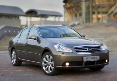 infiniti_m_4.jpg
